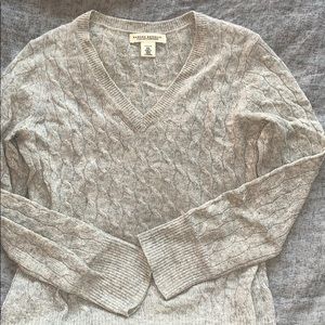 LAST CHANCE Banana Republic 100% cashmere sweater